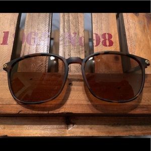 BOLLE GEOMETRIC 703 KEYHOLE SPORT SUNGLASSES